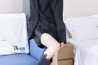 BoBoSocks袜啵啵 - 糯米的裸足福利图集：没见过的性感，快来涨姿势！