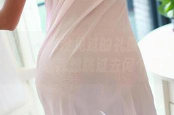 ROSI写真 - 你没见过的礼服！杨晨晨套图更新，让我想跳过去问个清楚...