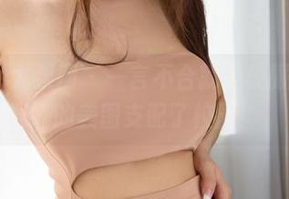 UGirls尤果网 - 一言不合就是校服，伊莉娜的美图支配了校园！