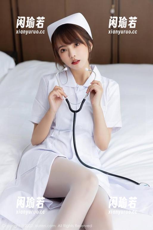 Xiuren秀人网-Jennifer小若 Xiuren秀人网 - Jennifer小若的最新连衣裙套图,今天的风是给你增加优雅指数吗?