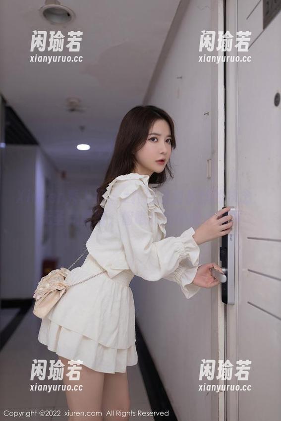 Xiuren秀人网-z杯悠悠 Xiuren秀人网 - z杯悠悠对灰丝的执念:无圣光原图,俯瞧我们的调皮瞬间