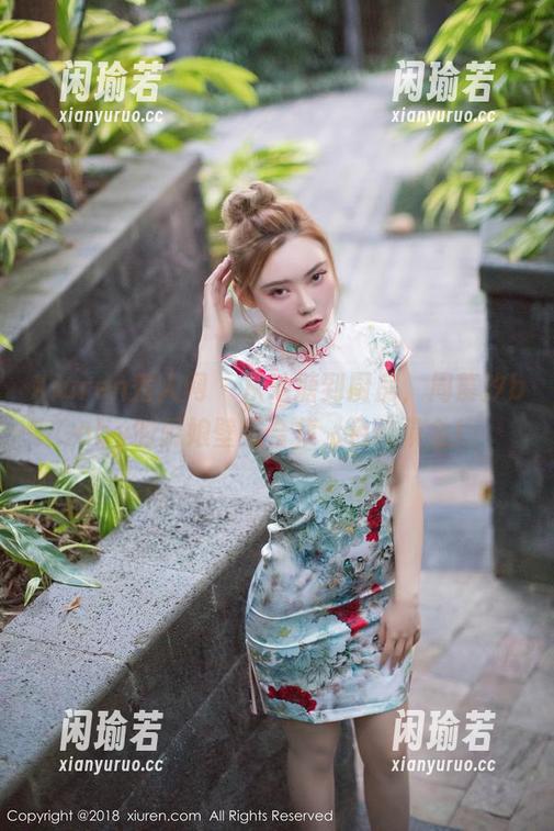 Xiuren秀人网 - 从池塘到厨房，周慕汐baby的厨娘壁纸合集，色味俱全！
