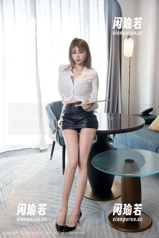 Xiuren秀人网-肉晴MINI Xiuren秀人网 - 肉晴MINI的修女游记,附带美图合集,神圣与俏皮的完美交融!