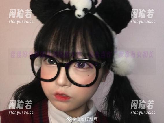 佳佳好难啊 佳佳好难啊的私房制服大赏,适合当作“我家有女初长成”的参考?