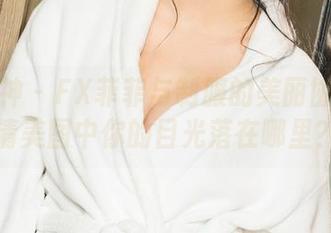 克拉女神 - FX菲菲与制服的美丽协作：高清美图中你的目光落在哪里？