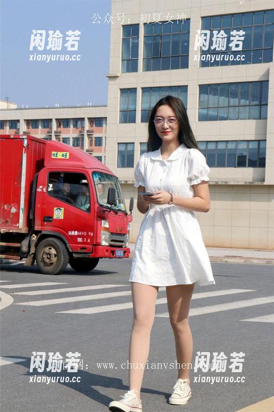 初夏女神 - 双双的万圣节美图，让你想立刻穿上鬼怪装一览写真！