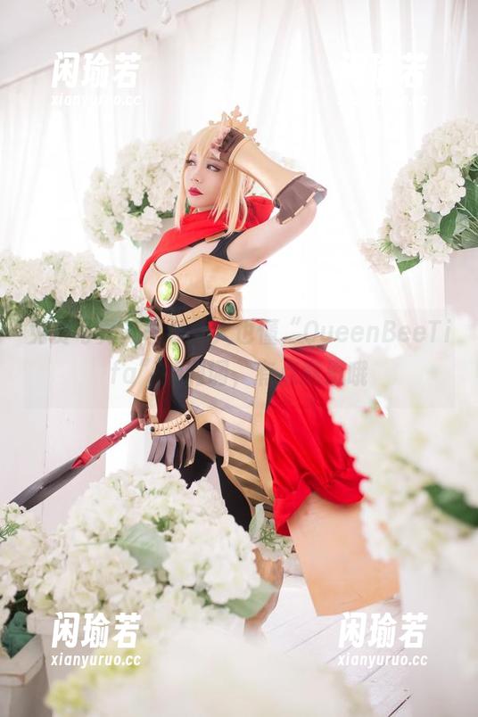 免费写真？千寻大人也懂“QueenBeeTifa”的调调，有点意思哦