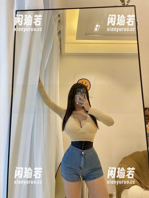 可馨juicy 微密圈 - 好奇可馨juicy的2022全套作品,图片质量跟可爱度,似乎互为增色。