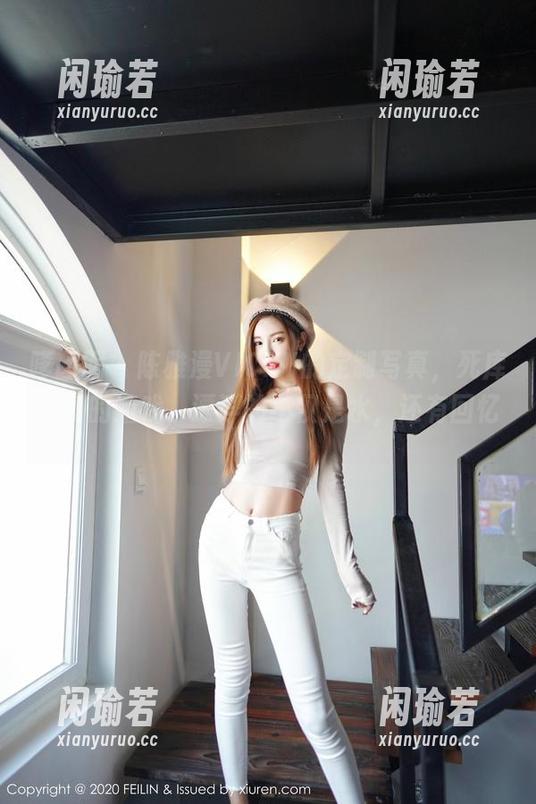 嗲囡囡-陈雅漫VICKY 嗲囡囡 - 陈雅漫VICKY的定制写真,死库水下的嬉戏,漂浮的不仅是水,还有回忆。