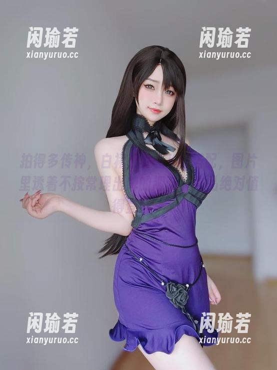 拍得多传神，白裙和女主K的搭配，图片里透着不按常理出牌的趣味，作品绝对值得登陆。