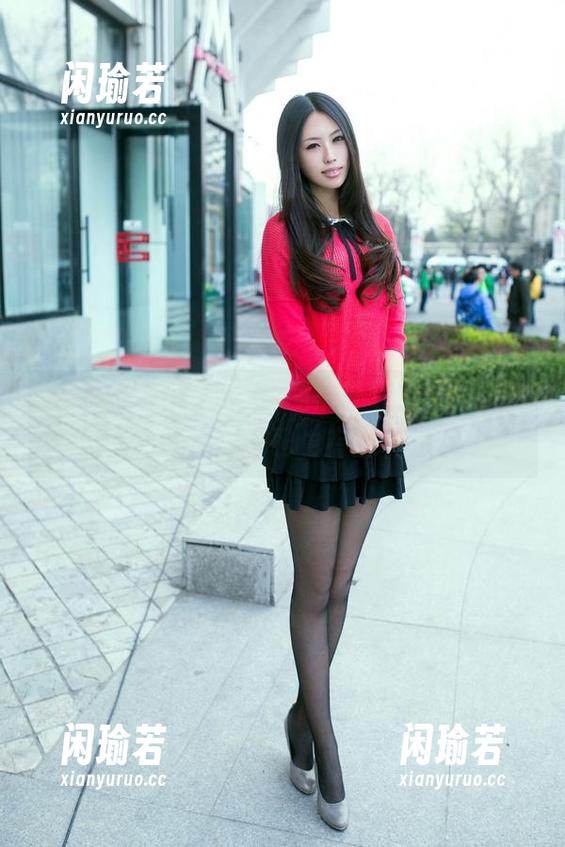 推女郎-林萌萌 推女郎 - 看!林萌萌的吊带写真资源,没想到这样简单的搭配也有这样的魔力!