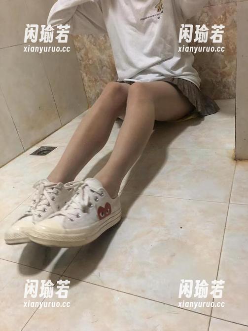 无敌哒小姨妈 微密圈 - 最新来袭的“无敌哒小姨妈”照片,你家那位能不能摸摸她的套装灵感?