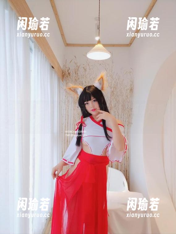 杏子夫人 情人节特辑:杏子夫人的写真,甜蜜还是酸涩?