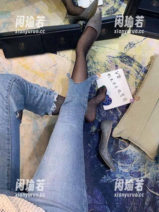 微密圈 - 写真里面的杨大乐乐很靠谱：御姐气场与迟到的快递同在