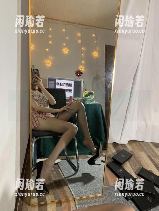 桃脱了 微密圈 - 带你免费欣赏桃脱了的镂空,别不信,你会想多看几眼