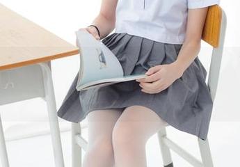 森萝财团 - 忘记打扫了？默陌的全套女仆图集！感觉这画面太美，无法直视。