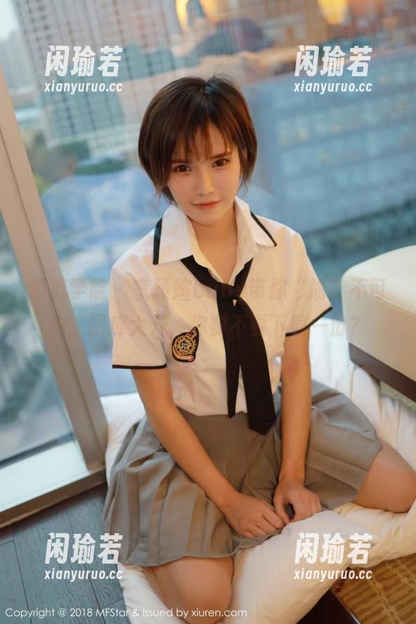 模范学院-李颖煊baby 模范学院 - 李颖煊baby带你“瑜”不可失:图库大开,你要不要下载一份?