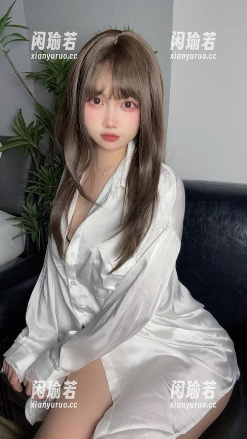 洛桑w伊梓 用镜头记录,洛桑w伊梓的高清作品和暖冬日记有多少呢?