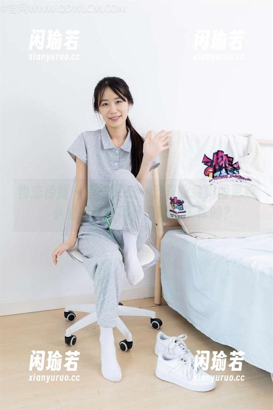 物恋传媒-嘟嘟 物恋传媒 - 嘟嘟又来一波职业装美图更新,小姐姐这衣服是去哪儿工作的?