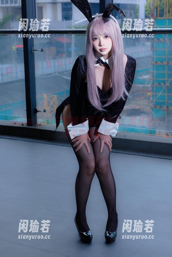 疯猫ss 疯猫ss的纯白绒绒兔写真合集:就爱这一抹柔软的俏皮