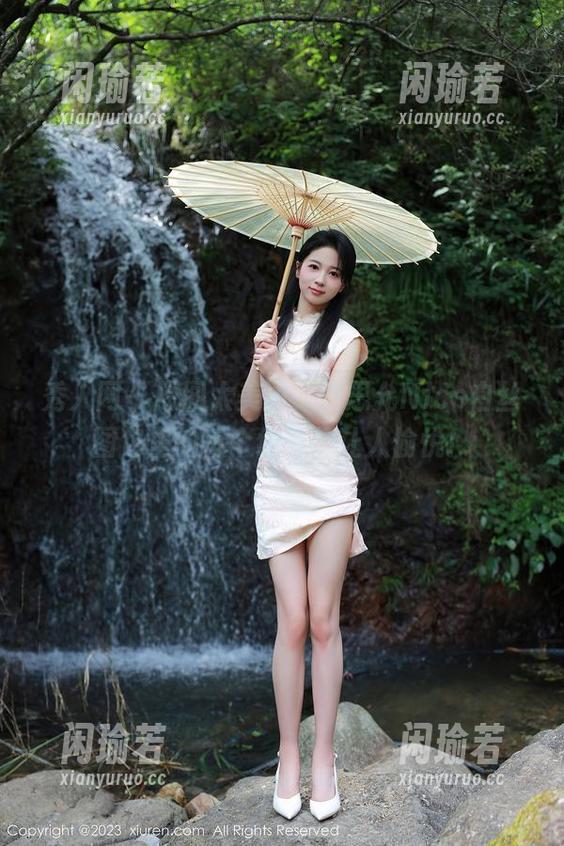 秀人网-张思允Nice 秀人网 - 原图太美丽,张思允Nice白丝图包里的每个细节都让人愉悦!