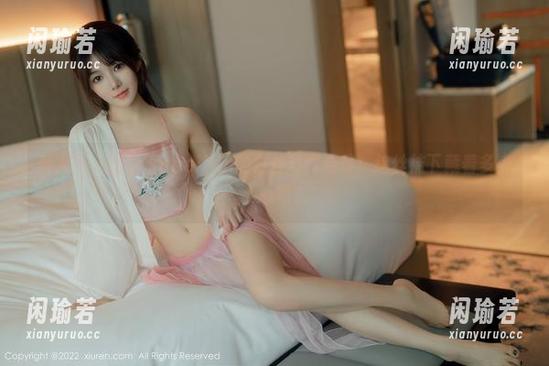 秀人网-陆萱萱cecillia 秀人网 - 陆萱萱cecillia的白丝写真合集:这丝袜下藏着多少小心思?