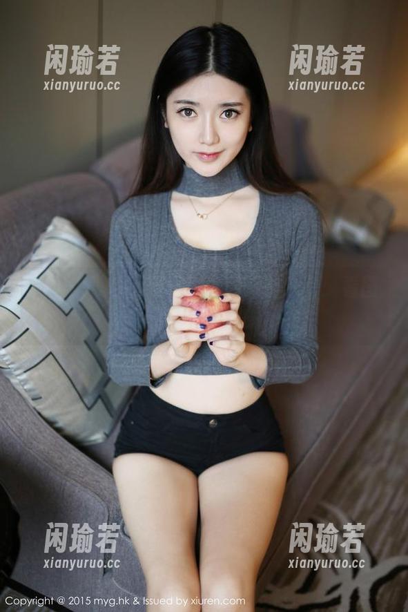 美媛馆 - Carina绮里嘉的办公室：看图，看我多会拍！
