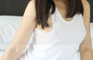 美媛馆 - 在线追绮里嘉ula的美腿原图，绝对让每位腿控心中小宇宙炸裂。