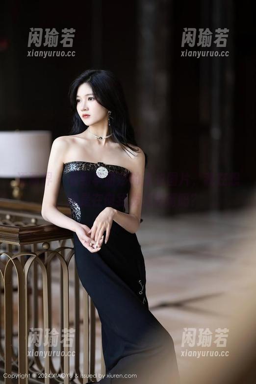 语画界-李丽莎 语画界 - 看到李丽莎的泳衣图片,我在想,她是在向我发出邀请吗?