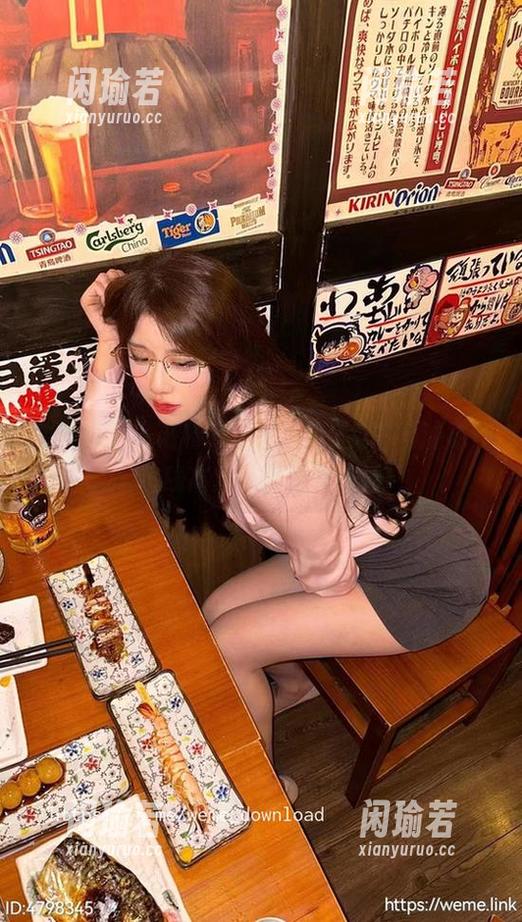 轩子巨2兔 微密圈 - 圣诞特辑:轩子巨2兔的马油袜,在线高清剪影里有点妙