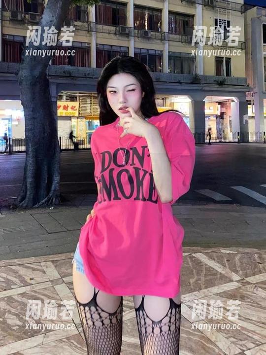 陈佩奇 微密圈 - 在线品赏陈佩奇的力作:臭脚气息扑面而来!