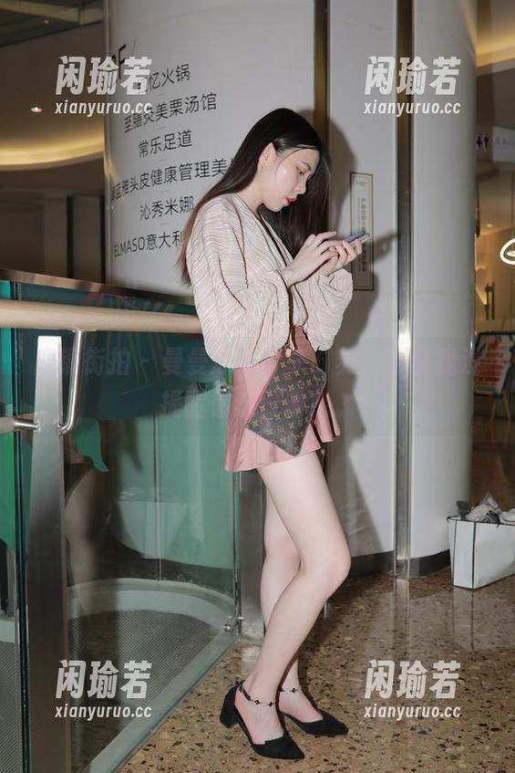 魔镜街拍-曼曼 魔镜街拍 - 曼曼泳装分享时刻,别说我没提醒你这份诱惑。